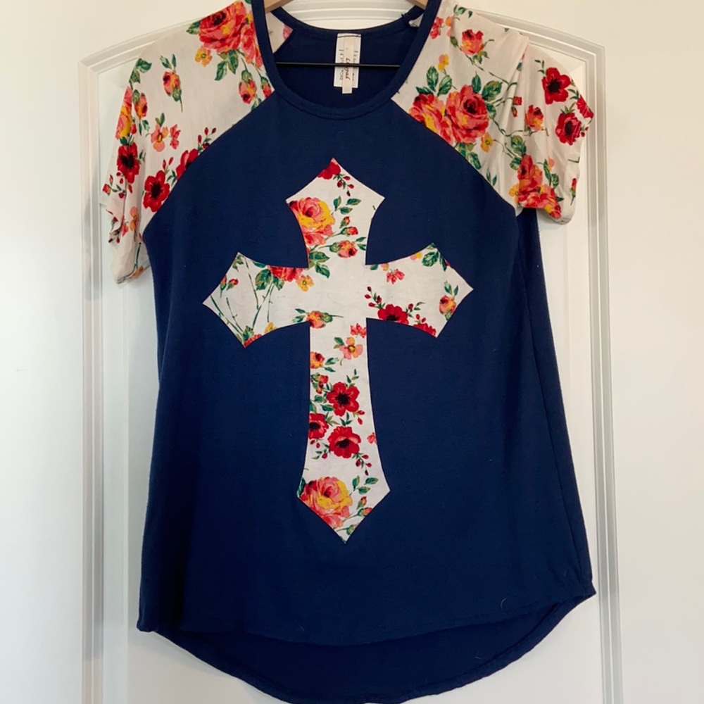 Women’s Floral Top